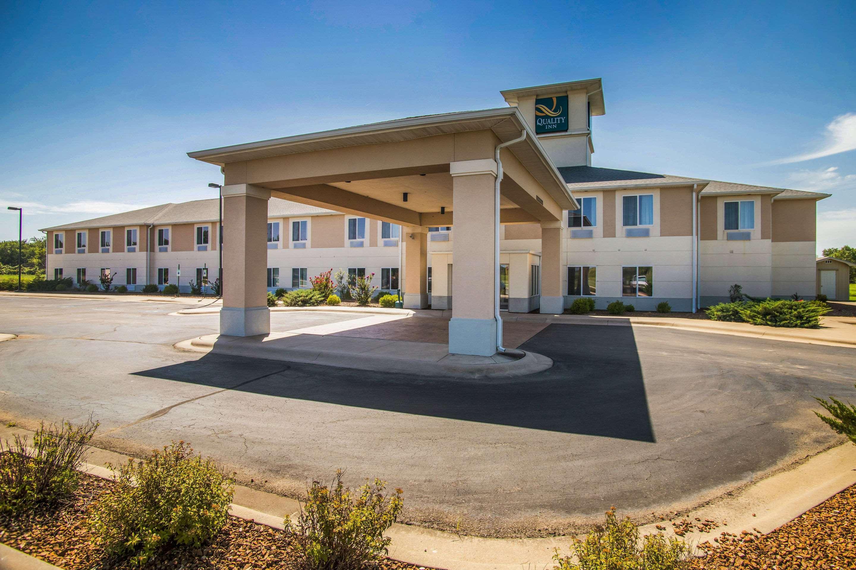 Quality Inn Parsons North מראה חיצוני תמונה