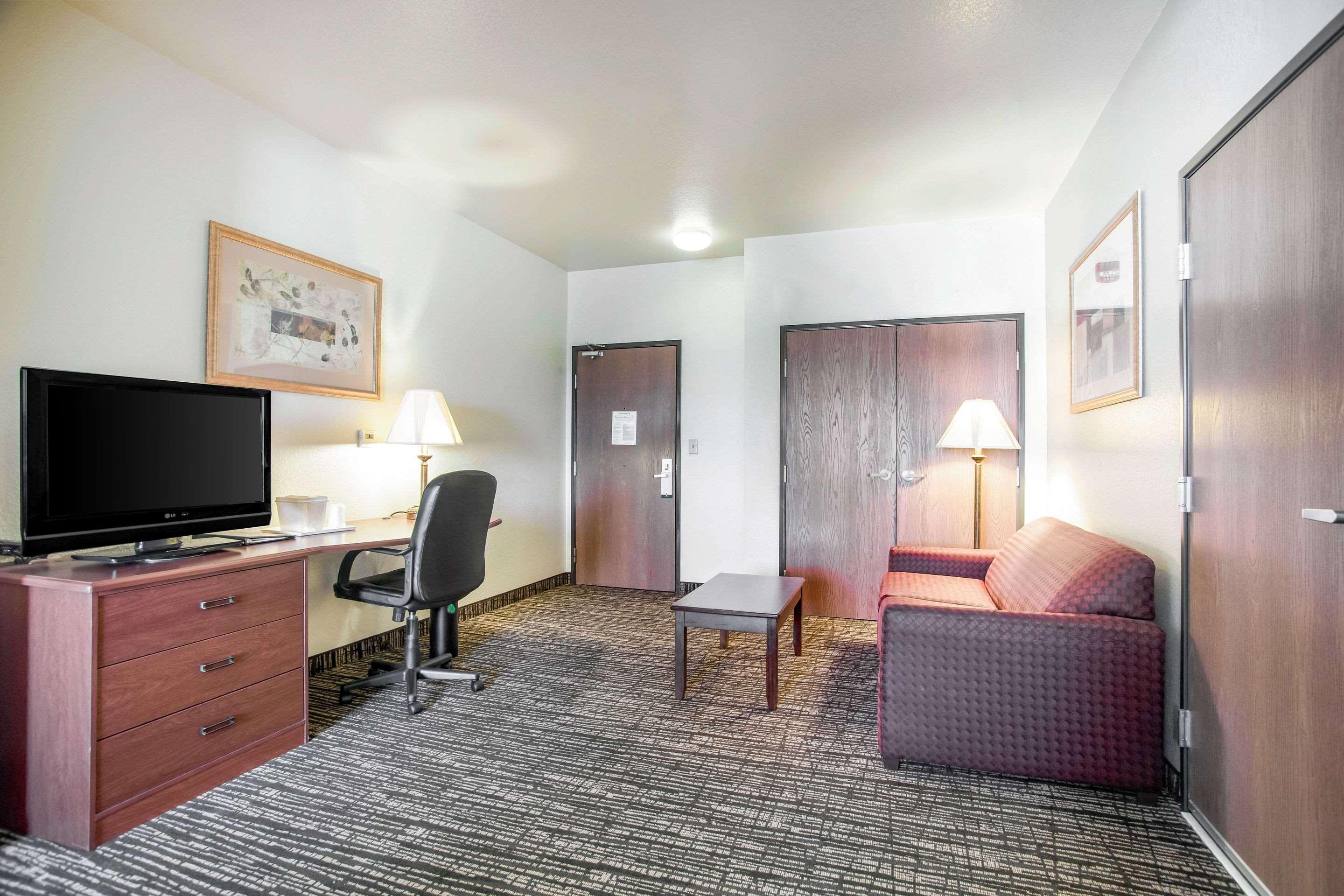 Quality Inn Parsons North מראה חיצוני תמונה